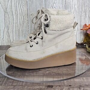 Makalu Amelia Platform Boots Beige Cream Faux Fur Lace Up Wedge Ankle Booties‎